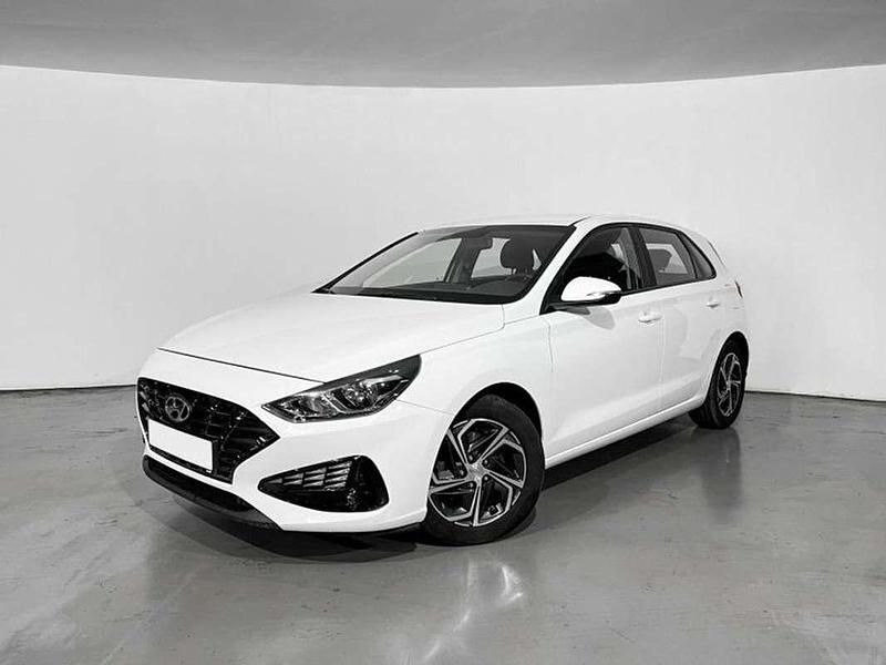 Blanco Usado 2022 Hyundai i30 Berlina | 14.790 € (Super precio) - Imagen 1/4