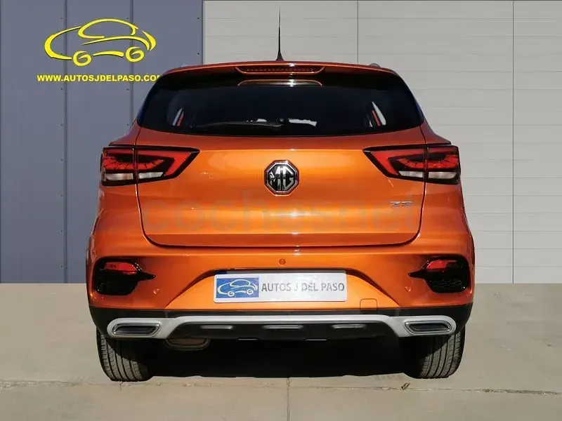 Usado MG ZS Comfort 106 CV (77 kW) 2022 Naranja SUV
