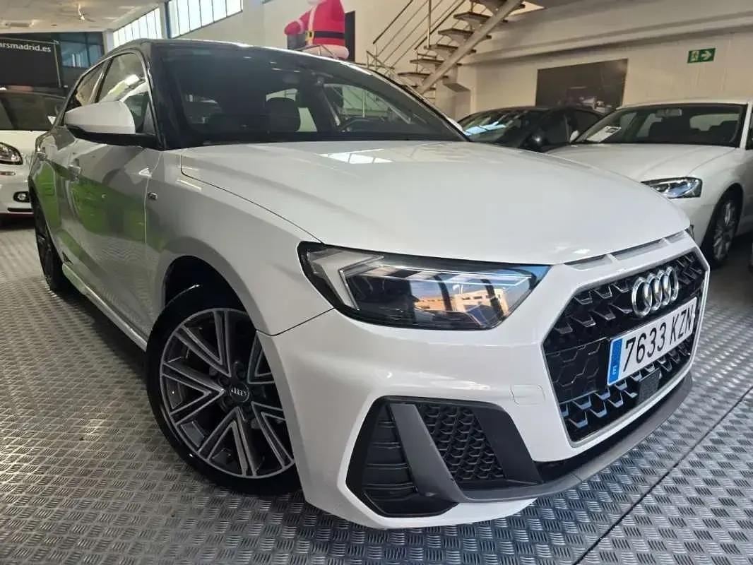 Usado Audi A1 Sportback S-Line 116 CV (85 kW) 2019 Blanco Utilitario