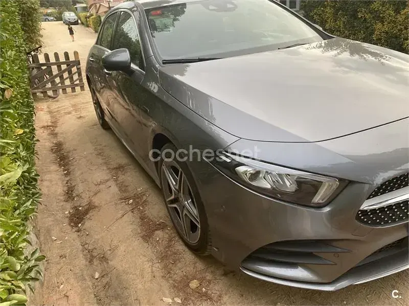 Usado Mercedes A250 218 CV (160 kW) 2020 Gris / plata Berlina
