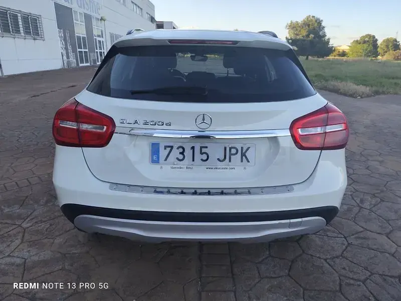 Brugt Mercedes GLA200 Urban 136 HK (100 kW) 2016 Hvid SUV
