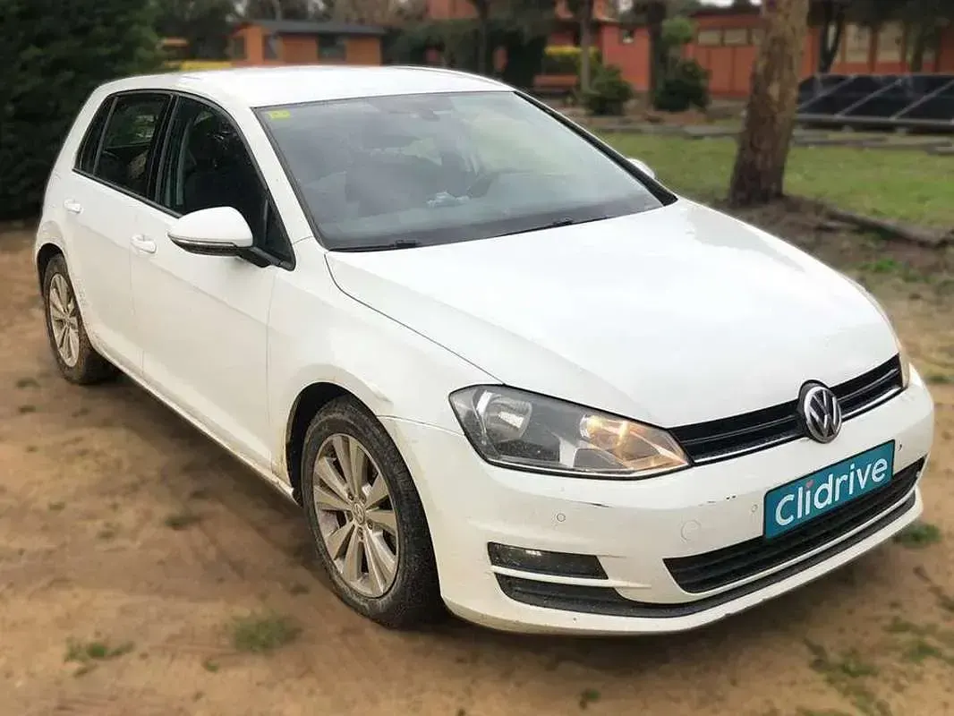 Usado VW Golf VII 105 CV (77 kW) 2013 Blanco Utilitario