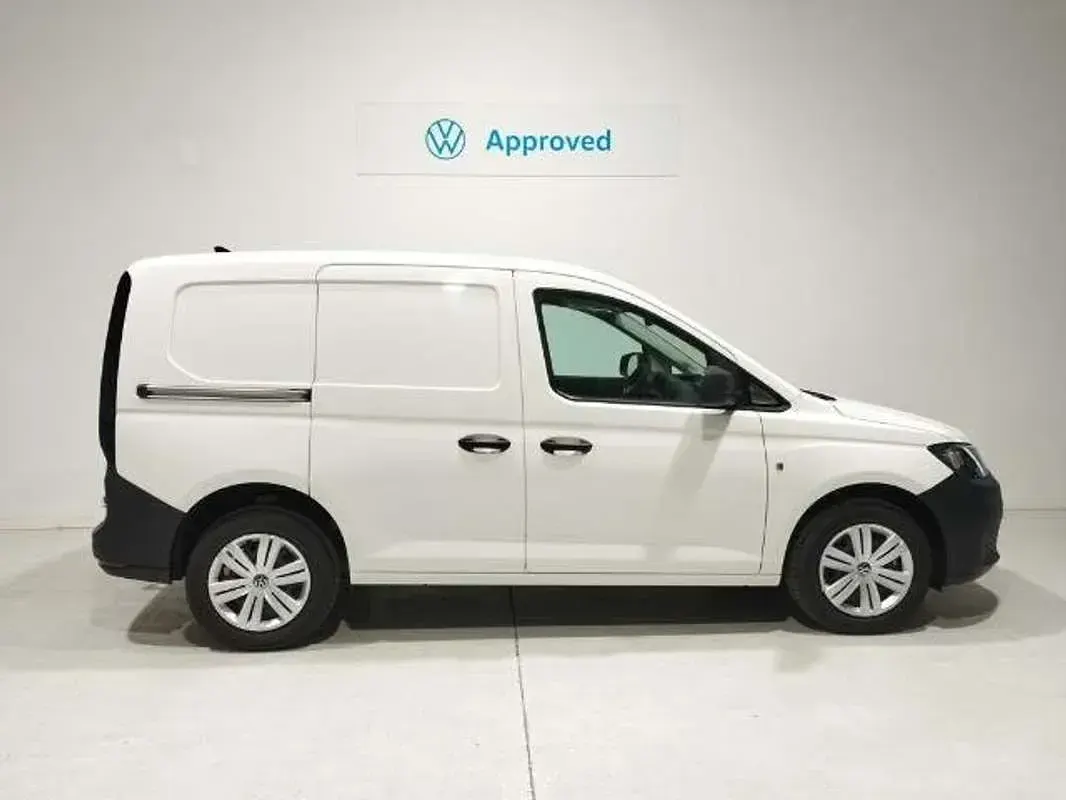 Usado VW Caddy 122 CV (89 kW) 2024 Blanco Monovolumen