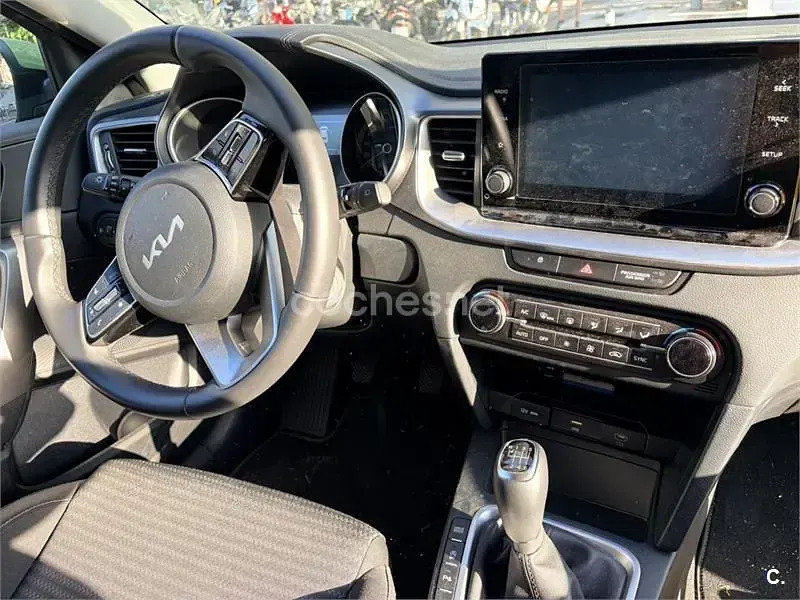 Usado Kia XCeed 160 CV (117 kW) 2024 Verde SUV