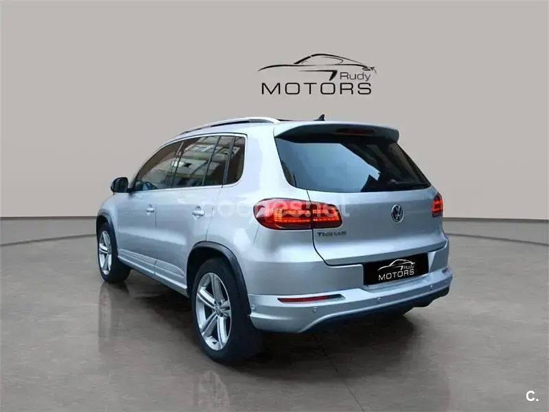 Usado VW Tiguan R-line 150 CV (110 kW) 2015 Gris / plata SUV