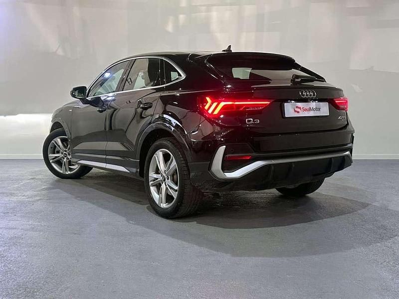 Usado Audi Q3 Sportback S-Line 190 CV (139 kW) 2024 Negro SUV