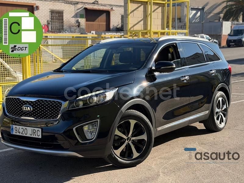 Negro Usado 2016 Kia Sorento SUV | 13.990 € (Buen precio) - Imagen 1/4
