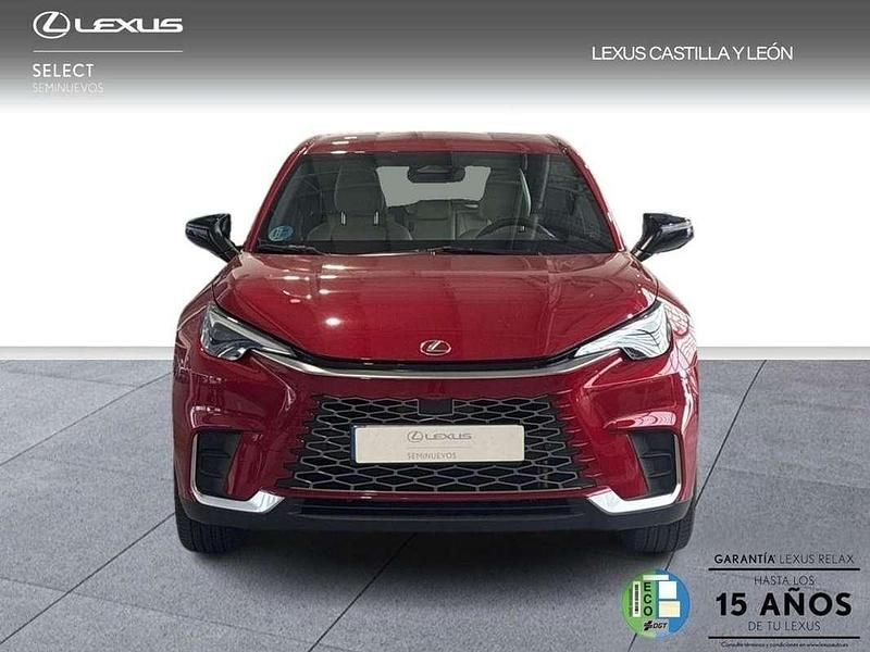 Usado Lexus LBX 137 CV (100 kW) 2024 Rojo SUV