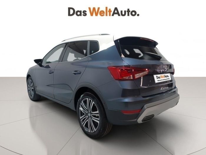Gris Usado 2024 Seat Arona Xperience SUV | 19.490 € (Precio justo) - Imagen 1/4