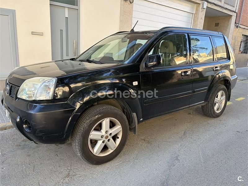 Usado Nissan X-Trail 136 CV (100 kW) 2006 Negro SUV