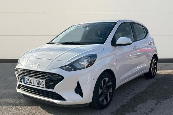 Używany Hyundai i10 67 KM (49 kW) 2024 Biały Hatchback