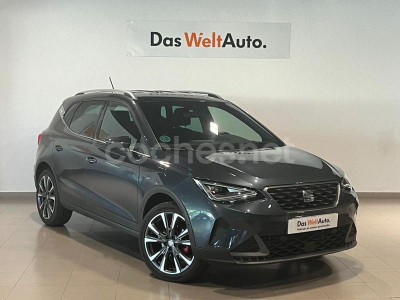 Gris Usado 2024 Seat Arona FR SUV | 21.800 € (Precio justo) - Imagen 1/4