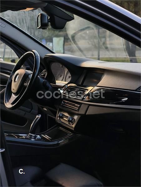 Usado BMW 528 Comfort Edition 258 CV (189 kW) 2011 Gris / plata Berlina