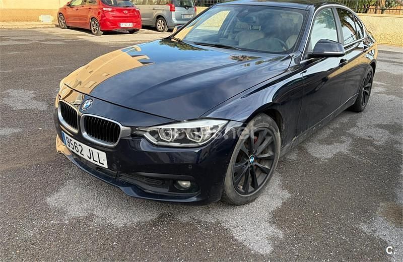 Usado BMW 320 Efficient Dynamics 163 CV (119 kW) 2016 Azul Berlina