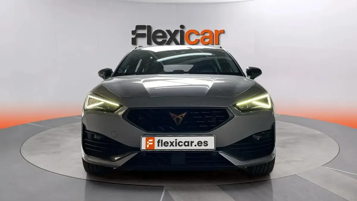 Usado Cupra Leon 204 CV (150 kW) 2021 Gris Utilitario