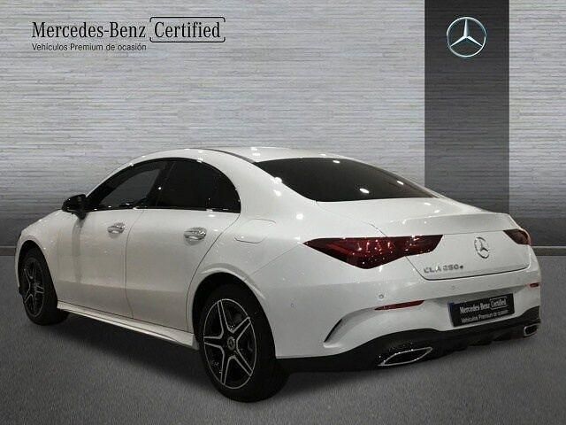 Usado Mercedes CLA250e AMG line 218 CV (160 kW) 2024 Blanco Berlina