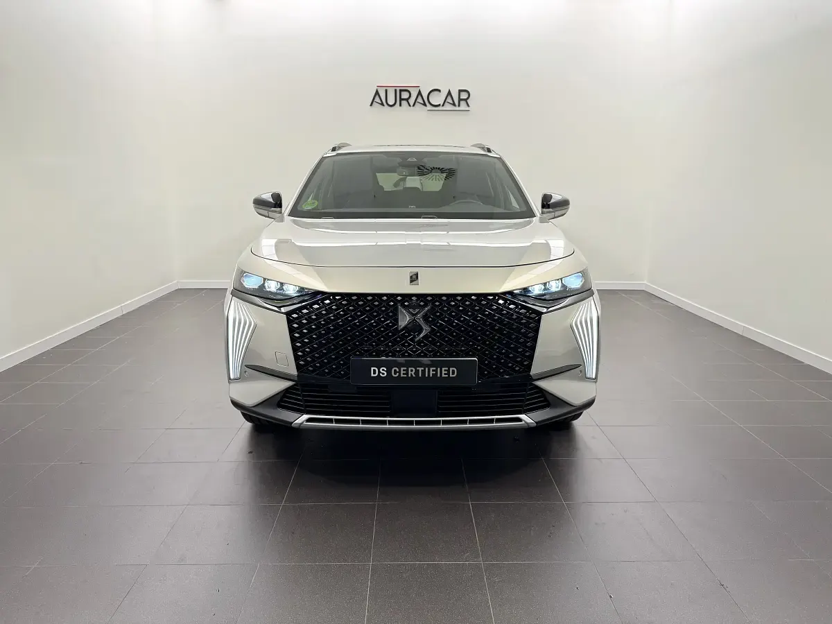 Usado DS Automobiles DS7 Crossback 130 CV (95 kW) 2025 Gris SUV