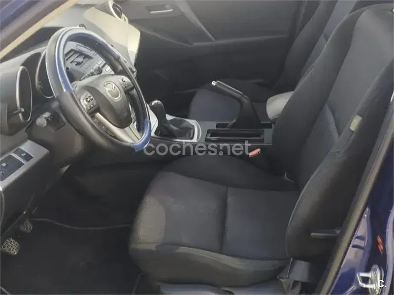 Usado Mazda 3 Sportive 109 CV (80 kW) 2009 Azul Berlina