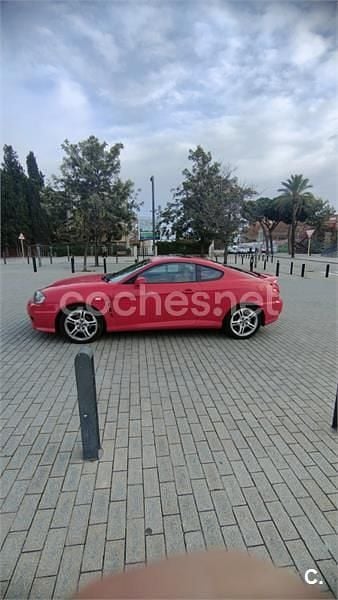 Usado Hyundai Coupé 167 CV (122 kW) 2005 Rojo Coupe