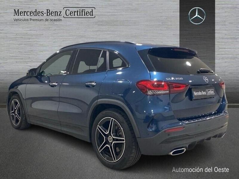 Usado Mercedes GLA250 AMG line 227 CV (166 kW) 2020 Azul SUV