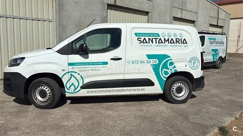 Usado Citroën Berlingo Feel 100 CV (73 kW) 2019 Blanco Monovolumen