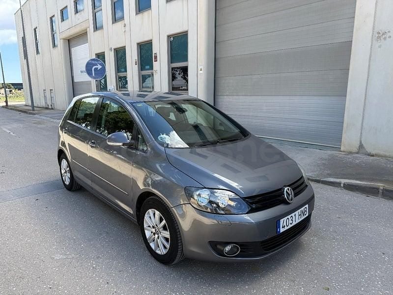 Usado VW Golf Plus Cross Advance 105 CV (77 kW) 2012 Gris / plata Monovolumen