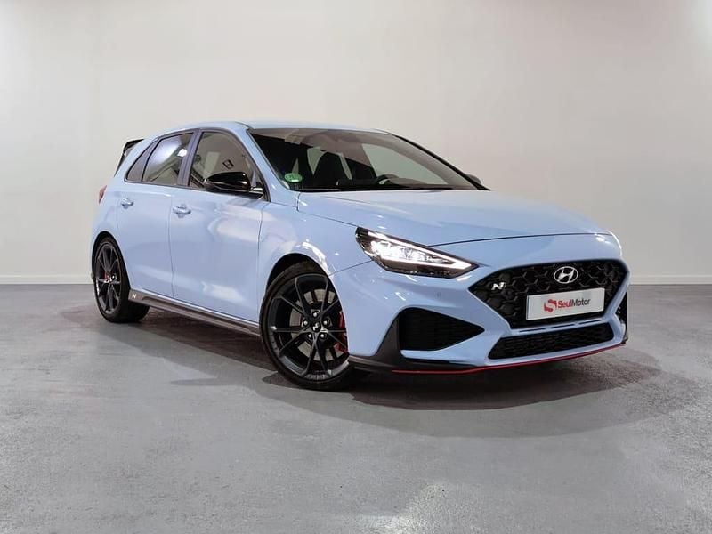 Azul Usado 2022 Hyundai i30 N Performance Berlina | 36.890 € - Imagen 1/4