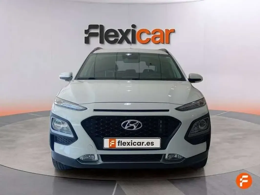 Usado Hyundai Kona 120 CV (88 kW) 2018 Blanco SUV