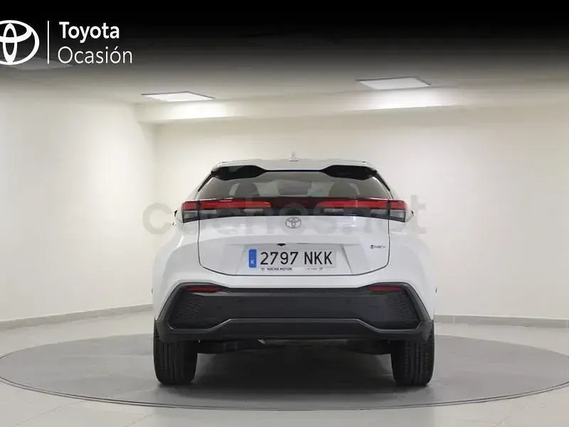 Usado Toyota C-HR Advance 140 CV (102 kW) 2026 Blanco SUV