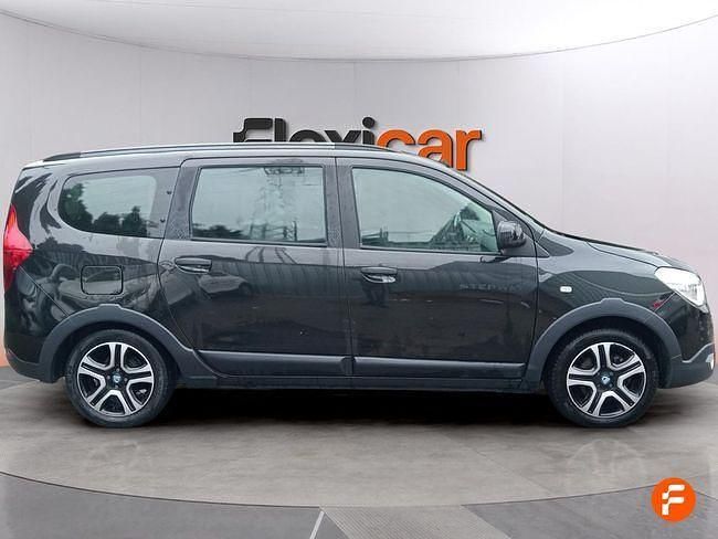 Usado Dacia Lodgy 115 CV (84 kW) 2021 Negro Monovolumen