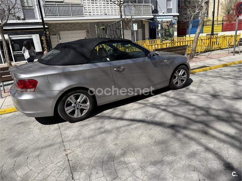 Usado BMW 118 Cabriolet 143 CV (105 kW) 2010 Gris / plata Descapotable