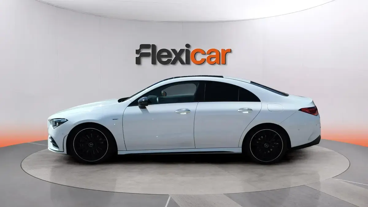 Usado Mercedes CLA200 163 CV (119 kW) 2022 Gris Coupe