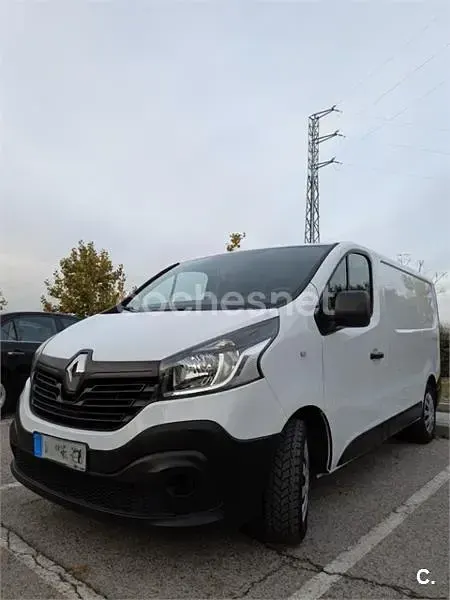 Usado Renault Trafic LIMITED Business 120 CV (88 kW) 2019 Blanco Monovolumen