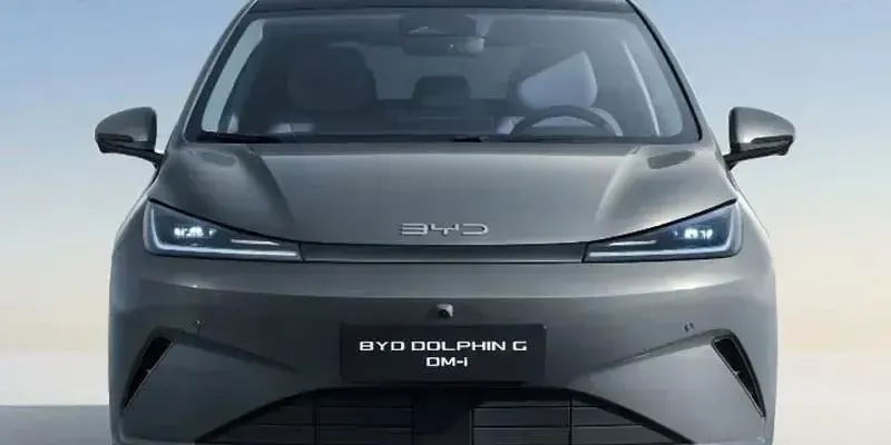 Nuevo BYD Dolphin Comfort 155 kW (212 CV) 2026 Gris Utilitario