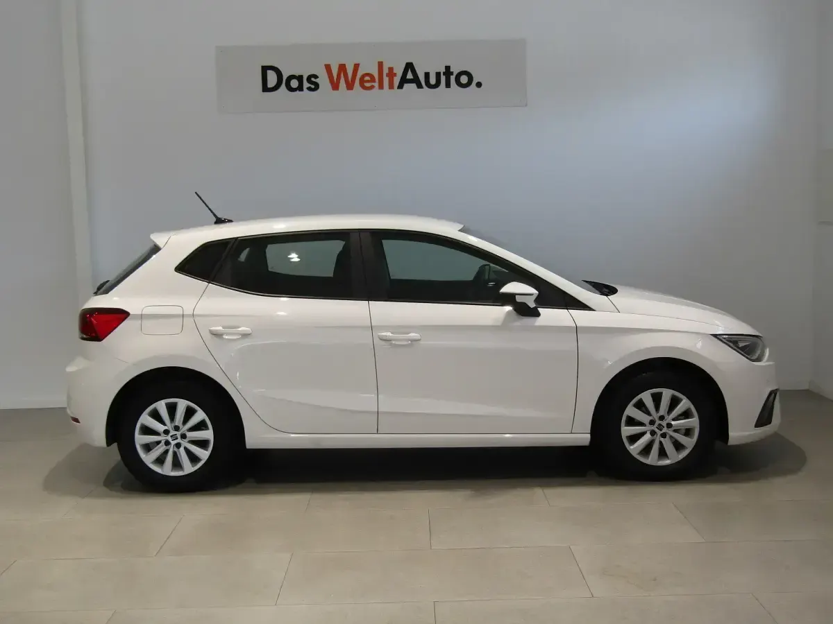 Usado Seat Ibiza Style 80 CV (58 kW) 2023 Blanco Utilitario