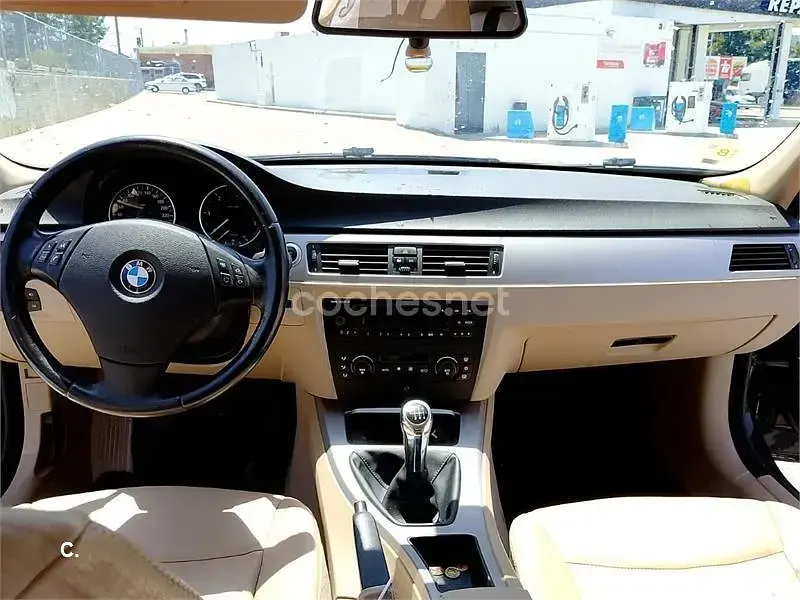 Usado BMW 318 122 CV (89 kW) 2007 Negro Berlina