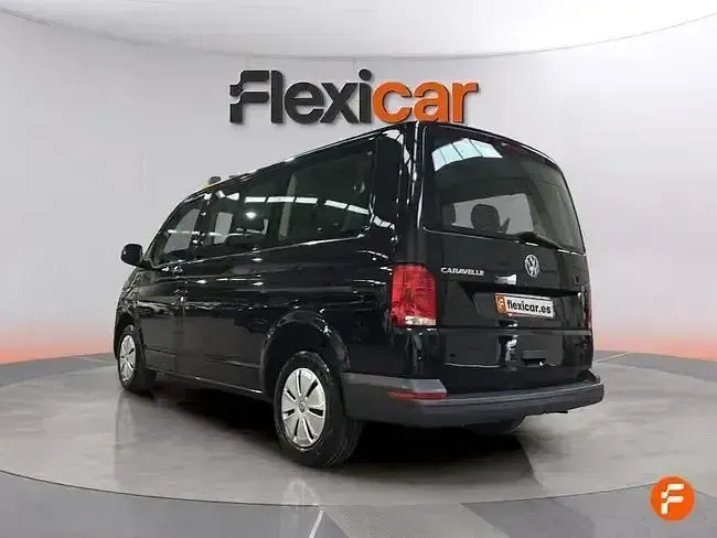 Usado VW Caravelle 150 CV (110 kW) 2023 Negro Van