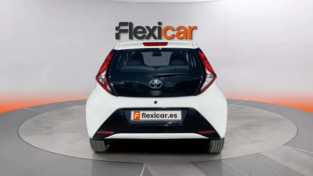 Occasion Toyota Aygo X-play 72 PK (52 kW) 2021 Wit Hatchback