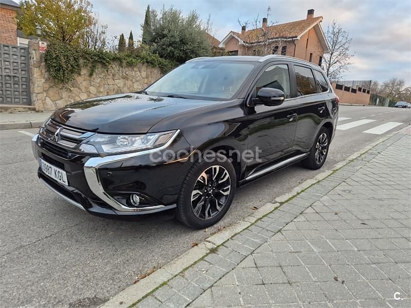 Negro Usado 2017 Mitsubishi Outlander P-HEV SUV | 17.000 € (Precio justo) - Imagen 1/4