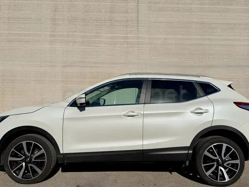 Usado Nissan Qashqai Tekna 115 CV (84 kW) 2018 Blanco SUV