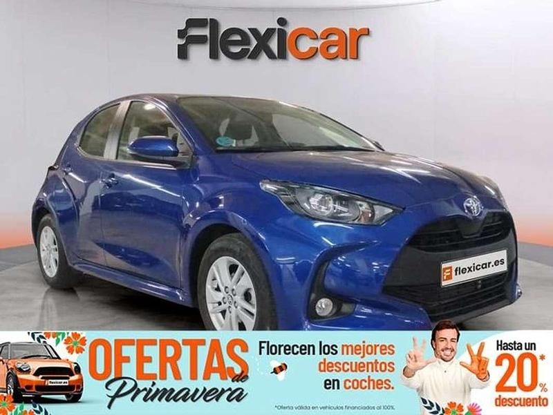 Usado Toyota Yaris Edition 125 CV (91 kW) 2022 Azul Utilitario