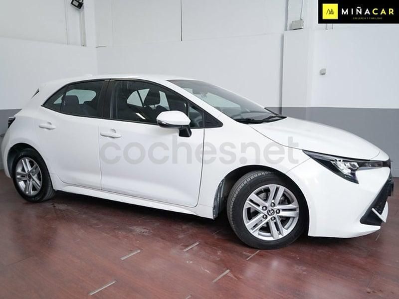 Usado Toyota Corolla Active 122 CV (89 kW) 2022 Blanco Berlina