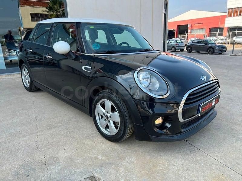 Usado Mini Cooper D 116 CV (85 kW) 2016 Negro Utilitario