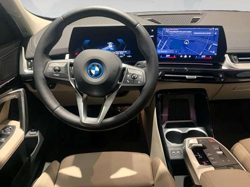 Usado BMW iX1 150 kW (204 CV) 2025 Negro SUV