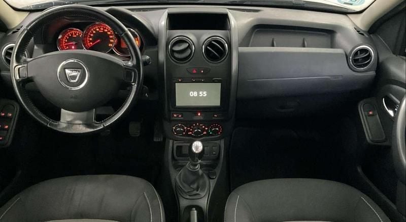 Usado Dacia Duster Lauréate 110 CV (80 kW) 2017 Gris SUV