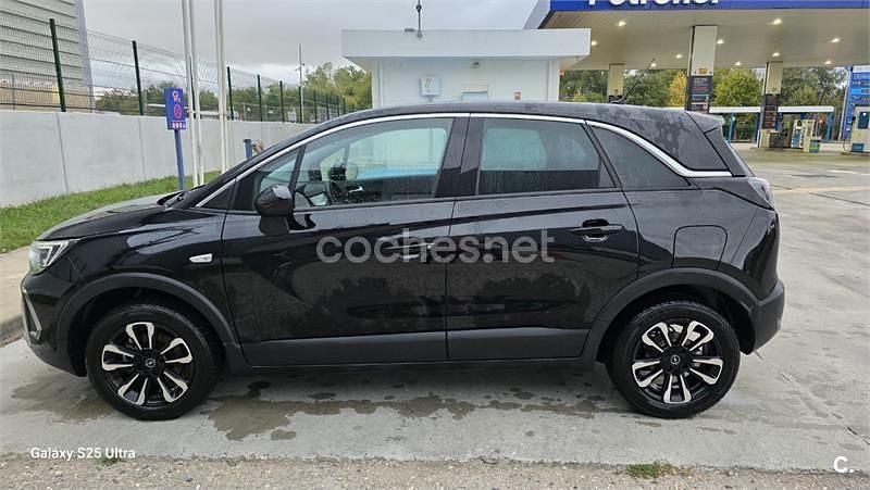 Usado Opel Crossland X Edition 110 CV (80 kW) 2024 Negro SUV