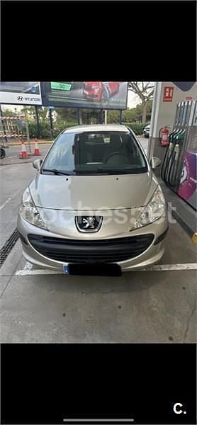 Usado Peugeot 207 75 CV (55 kW) 2009 Beige Berlina