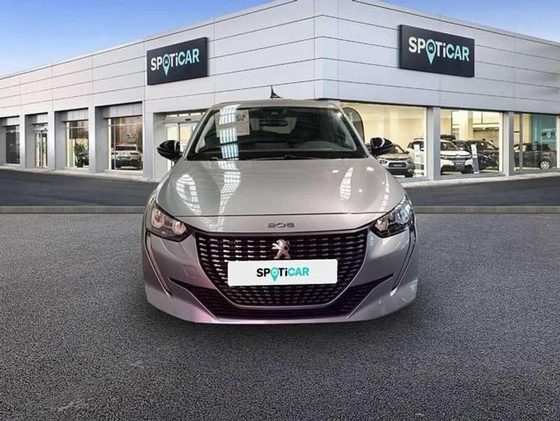 Usado Peugeot 208 Allure 101 CV (74 kW) 2023 Gris Utilitario