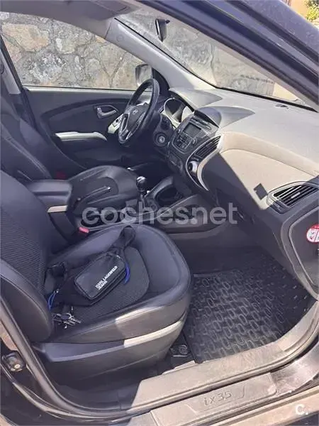 Usado Hyundai ix35 Comfort 136 CV (100 kW) 2010 Negro SUV