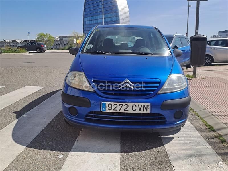 Usado Citroën C3 75 CV (55 kW) 2004 Azul Berlina